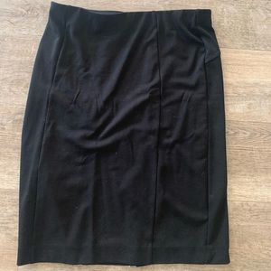 Suit pencil skirt that is so flattering!